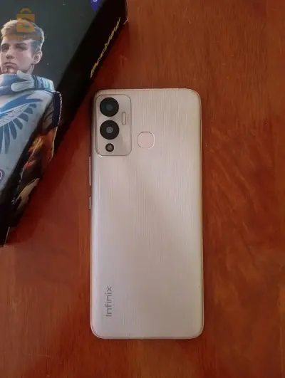infinix Hot 12 Play