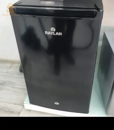 ثلاجة maxy bar raylan Original frigidaire noir
