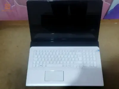 pc Sonny vaio très propre