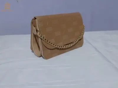 حقيبة نسائية بجودة عالية و بثمن جد هائل