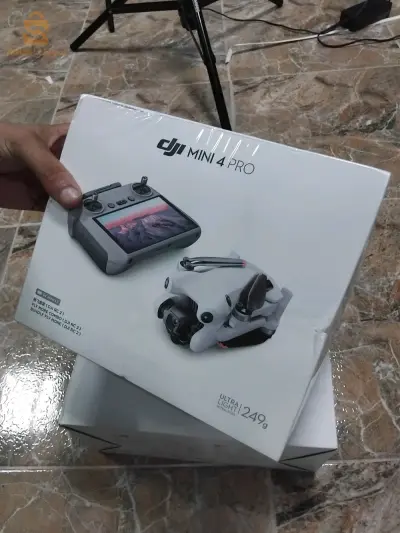 DRONE DJI MINI 4 COMBO NEUF