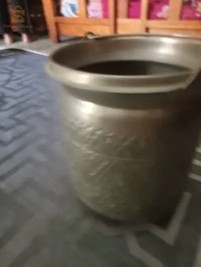 للبيع