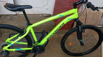 velo rockrider st100 sport trail