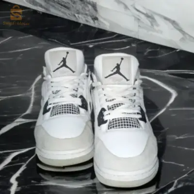 Jordan 4 mellitery black 41