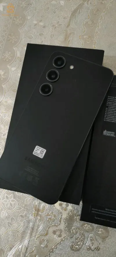 Samsung s23