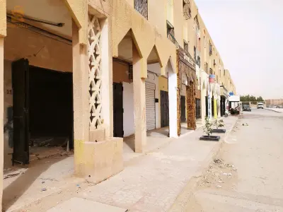 cité el wiaam Laghouat locaux commercial aus immeuble FN Pose