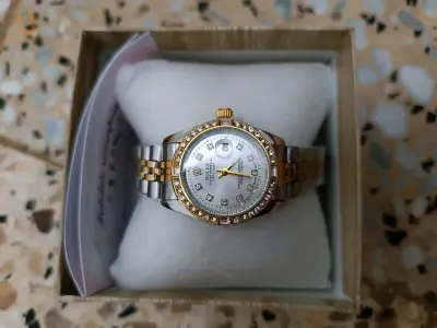 ساعة نسائية rolex