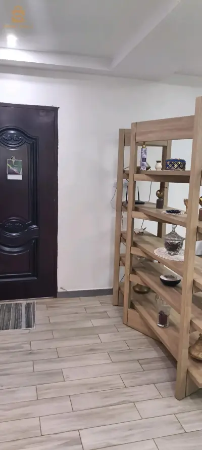 mise en vente un F3 avec meuble