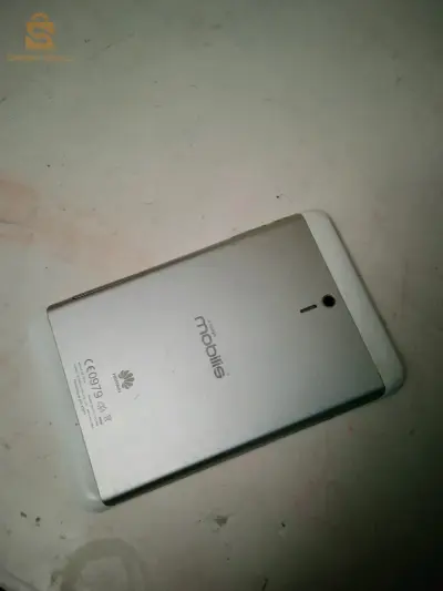 حي البركي عند رونباو حدا ديبو تاع اي صونص