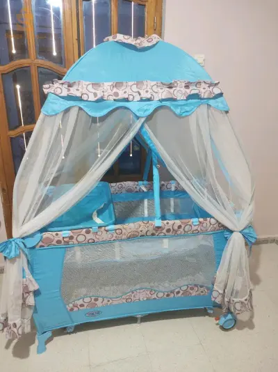 سرير أطفال روعة