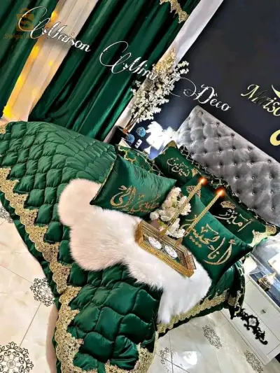 Bienvenue à nos chers clients sur votre page 🌹B.W couvroulit🌹   #Ensemble Royal de 9 pièces⬜️ Dimension standard 🔖 : 2,40M/2,60M    Nos produits sont élégance et qualité 💯✨ 😍     L'article est très limité, alors dépêchez-vous de l'acheter   ⬛ Nous demandons à nos chers clients    de confirmer la commande (couleur et type) avant d'envoyer toute commande 🙏     Pour toute demande de renseignements ou pour communiquer, envoyez-nous un message via l'email de la page 📩 ou appelez le 📞0668108116📞   Livraison disponible 🚕 58 états 🇩🇿 .   Notre objectif est de vous satisfaire et de répondre à vos besoins ✅️