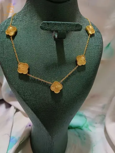 collier