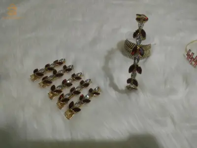 اكسسوارات وملابس نساىية