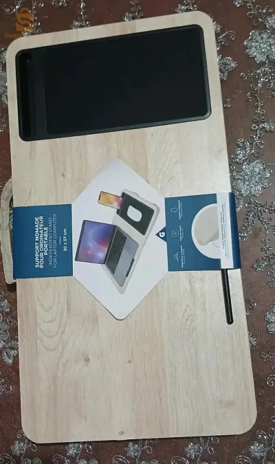 حامل حاسوب💻 +هاتف📱 +فأرة🖱