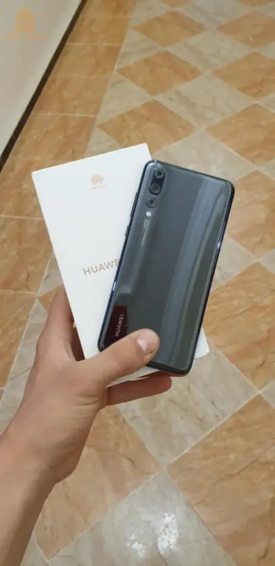 Huawei p20 pro avec boîte