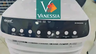 Distributeur d'eau avec bouteille d'eau marque cristor