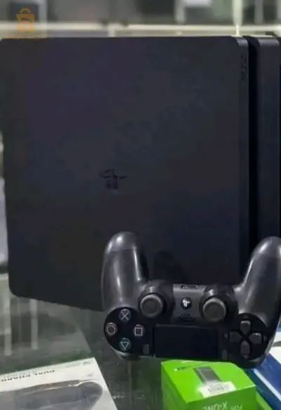 PS4 slim olin Lata 10/10 vrsyn 11.50 2mnt orgin