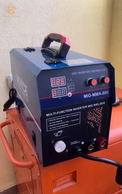 Poste à souder la marque ROYCE 800 ampère 3 en 1 MIG - MMA - LIFT TIG avec gaz ou sans gaz