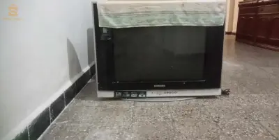 télévision Bou3roura a vendre