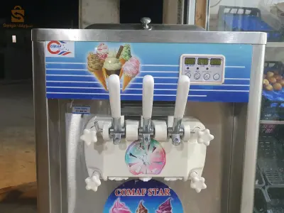 آلة صنع المثلجات