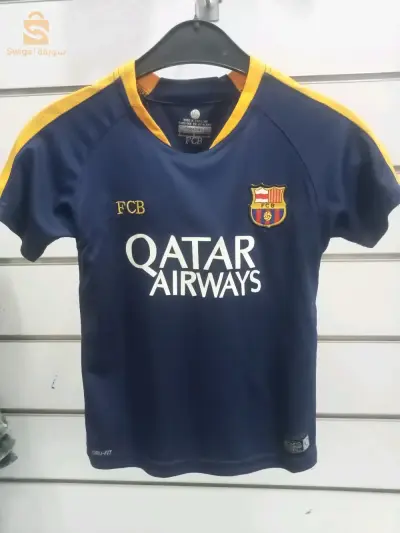 t-shirt Barcelone 7-8ans édition 2017