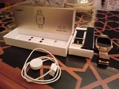 ساعة ذكية ملكية ..بكل مستلزماتها