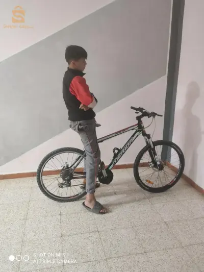 سلام عليكم خاوتي فيلو26 لبيع عطاوني27 نقية بزاف كولش يخدم مكان تيارت لتواصل معي 0667882215