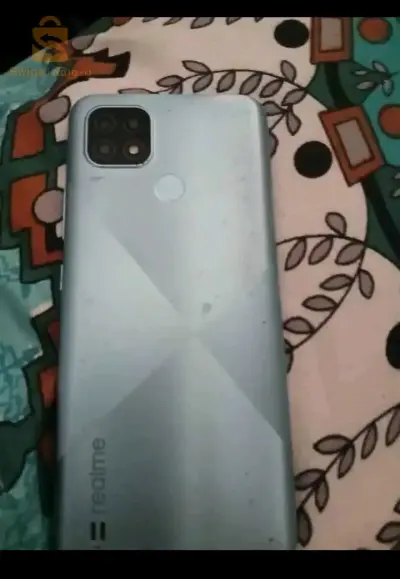 realme c21