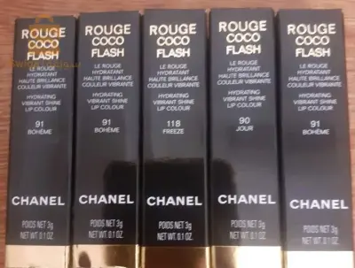 a vendre des rouge à lèvres Chanel