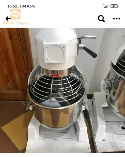a vendre un batteur neuf comaf
