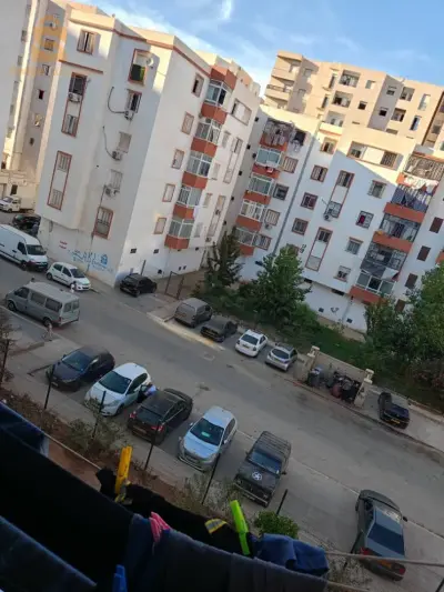 f3 à vendre à belgaid 3eme etage
