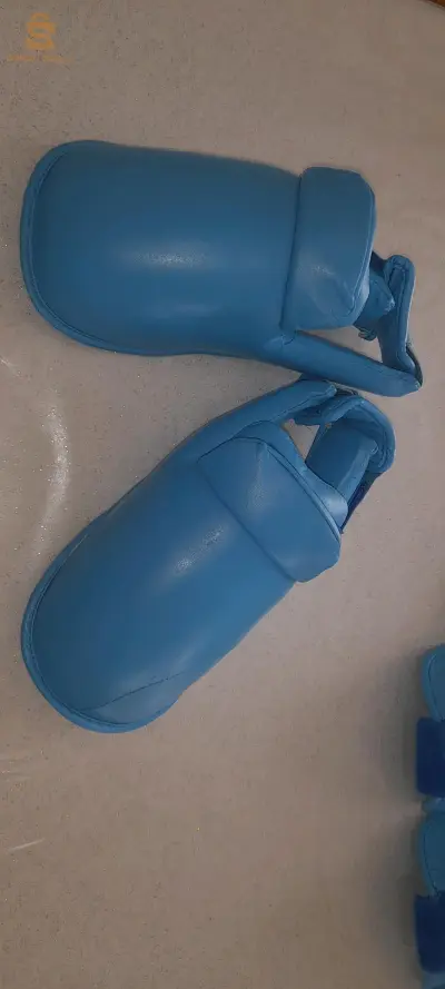 Protege tibia karaté
