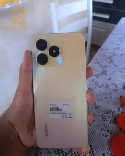 Realme c53