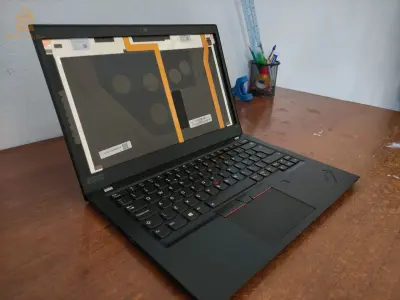 Think pad T490s sans afficheur