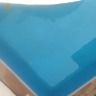فيلا بمسبح
