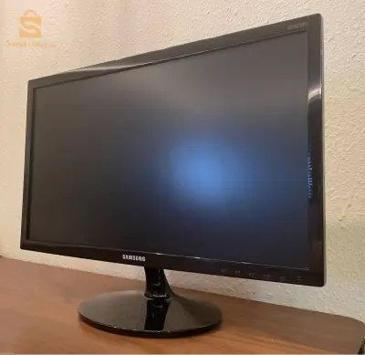 شاشة حاسوب