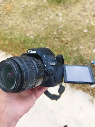 Nikon D5100