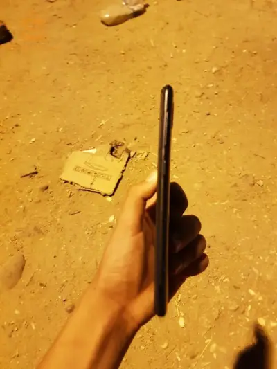هاتف للبيع