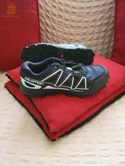 Salomon Chaussures Trail Running et Randonnée Originale men la France 
Pointure 39 1/3 
تلبّس 38