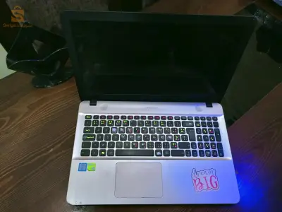 pc portable gaming laptop asus trés bon état