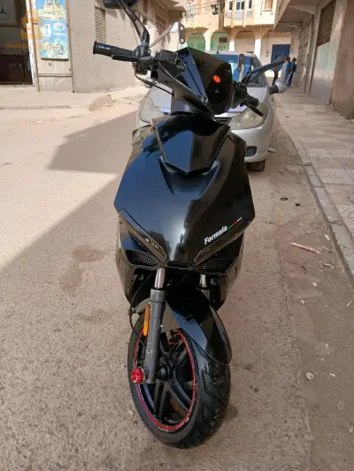 Sam s power 2019.  مكان تيسمسيلت 
ملبس 2021 كولش مريقل عطولي 14.500 
0676167811