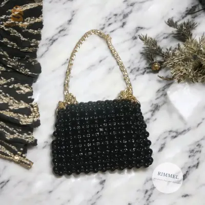 sac de perles noir