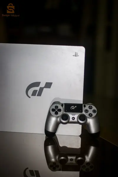 ps4 slim flaché 1tb ÉDITION LIMITÉE