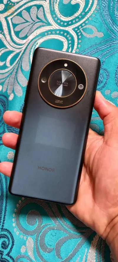 Honor x 50.   5G