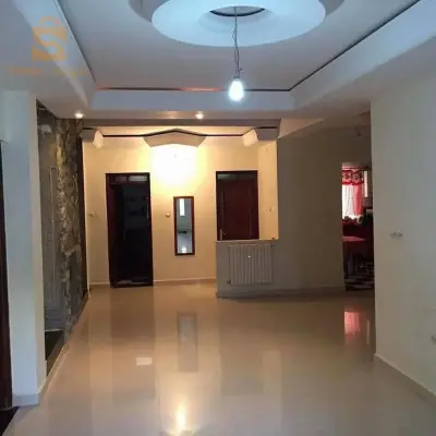 سكن ارضي للبيع ذو طابقين 240 متر ملكية خاصة بحي لورباكو