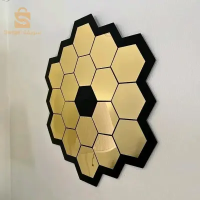مرآة ذهبية اللون 😍جذابة 😍تعطي لمسة اضافية في المنزل