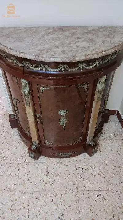 Buffet en marbre antique