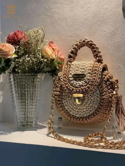 حقيبة كروشيه