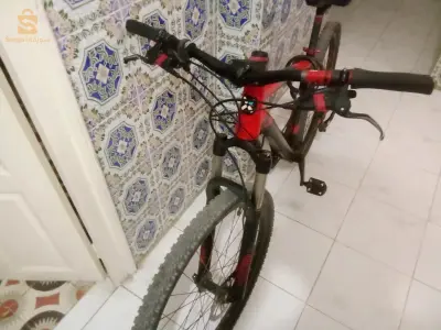 btwin Rockrider 560