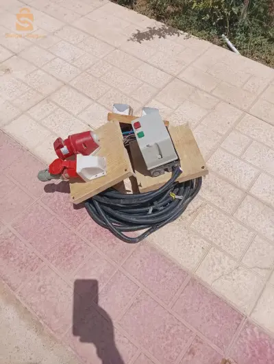 كابل تريسيتي فيه 22متر معاه ديارتي وزوج طابلوات